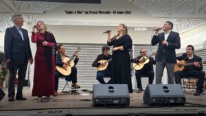 Fados à Mãe na Praça Mercado - 01